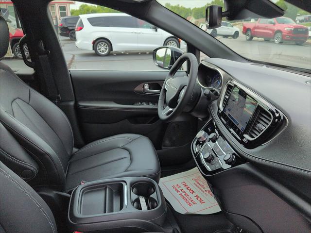 2027 Chrysler Pacifica PACIFICA SELECT 2027 Chrysler Pacifica PACIFICA SELECT
