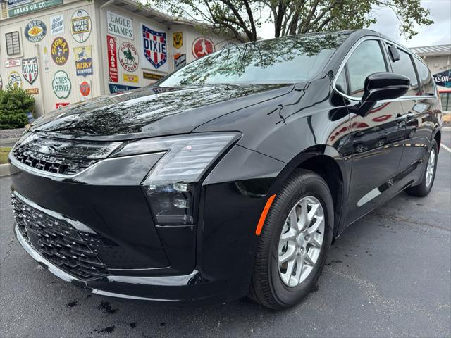 2027 Chrysler Pacifica PACIFICA SELECT