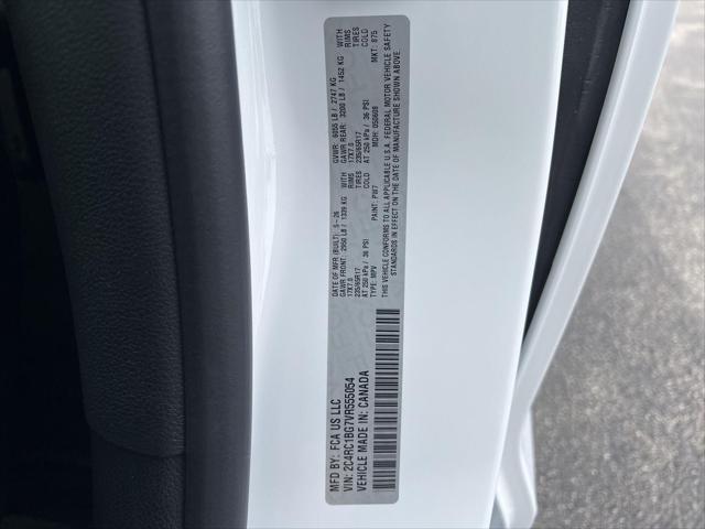 2027 Chrysler Pacifica Select
