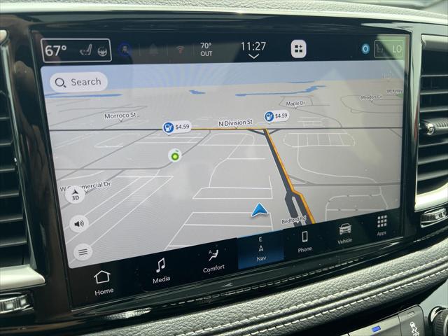 2027 Chrysler Pacifica Select