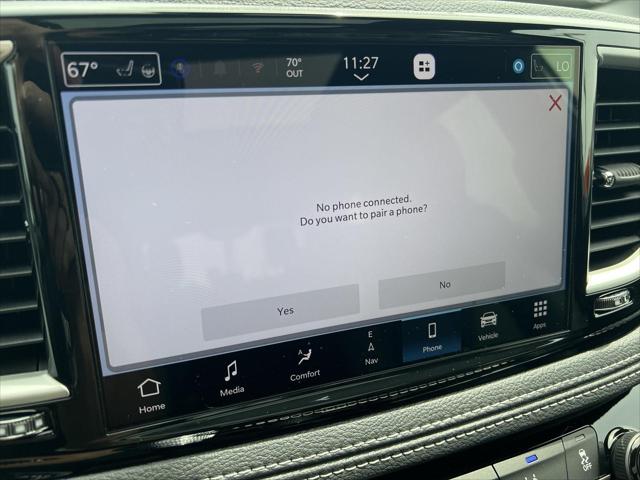 2027 Chrysler Pacifica Select