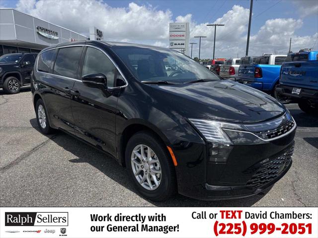 2027 Chrysler Pacifica PACIFICA SELECT