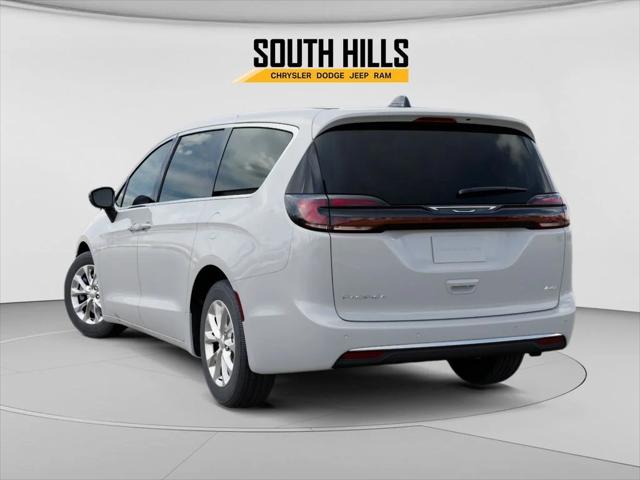2027 Chrysler Pacifica PACIFICA SELECT AWD
