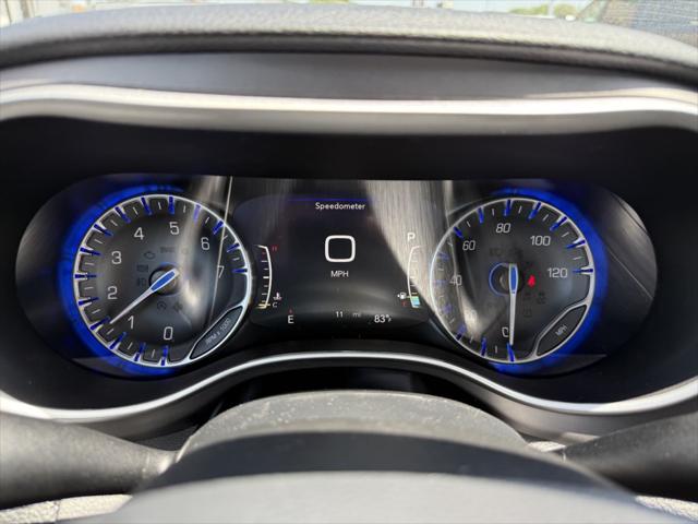 2027 Chrysler Pacifica Select