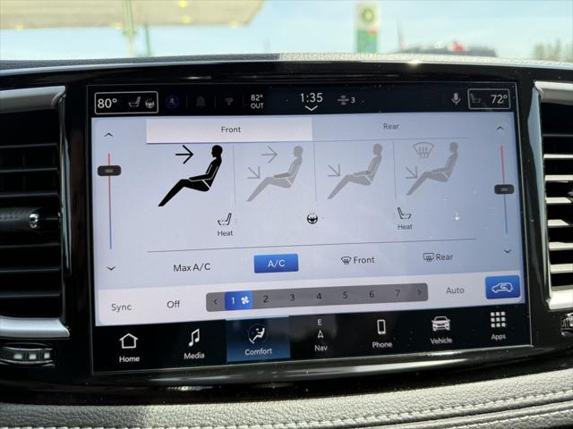 2027 Chrysler Pacifica Select