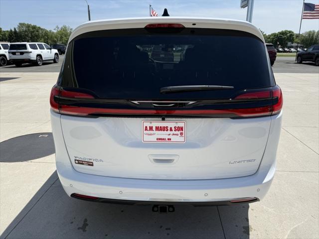 2027 Chrysler Pacifica Limited