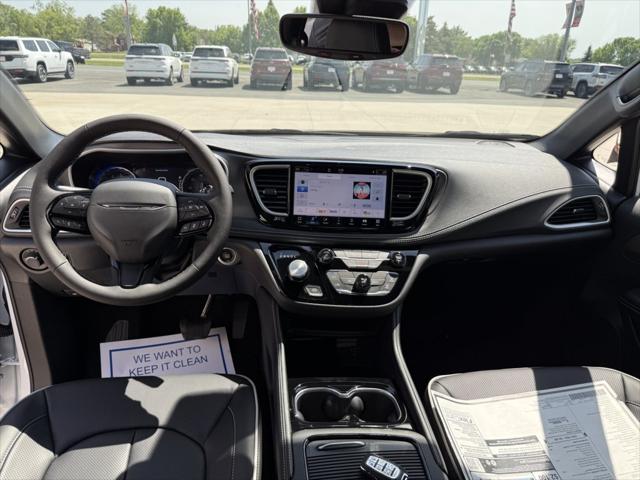 2027 Chrysler Pacifica Limited