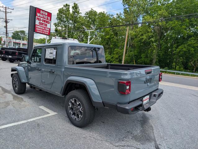 2026 Jeep Gladiator GLADIATOR SAHARA 4X4 2026 Jeep Gladiator GLADIATOR SAHARA 4X4
