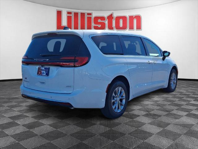 2027 Chrysler Pacifica PACIFICA SELECT AWD