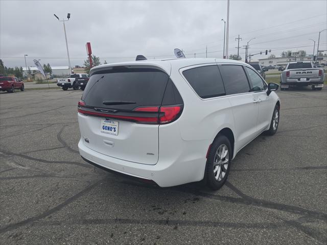 2027 Chrysler Pacifica PACIFICA SELECT AWD 2027 Chrysler Pacifica PACIFICA SELECT AWD