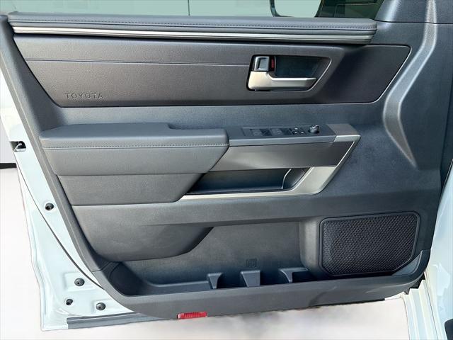 2026 Toyota Tundra SR5 CrewMax 5.5' Bed