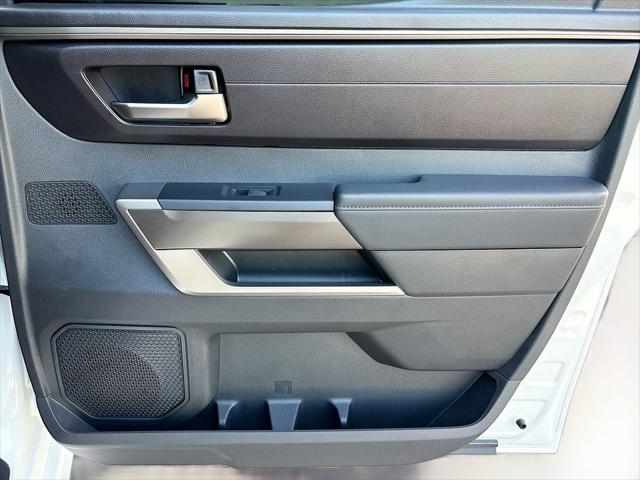 2026 Toyota Tundra SR5 CrewMax 5.5' Bed