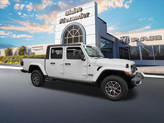 2026 Jeep Gladiator GLADIATOR SPORT S 4X4 2026 Jeep Gladiator GLADIATOR SPORT S 4X4