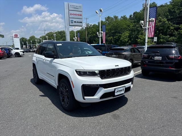 2026 Jeep Grand Cherokee GRAND CHEROKEE SUMMIT 4X4 2026 Jeep Grand Cherokee GRAND CHEROKEE SUMMIT 4X4