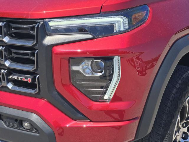 2023 GMC Canyon 4WD Crew Cab Short Box AT4