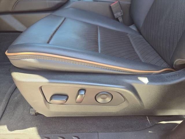 2023 GMC Canyon 4WD Crew Cab Short Box AT4