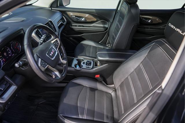 2022 GMC Terrain AWD Denali