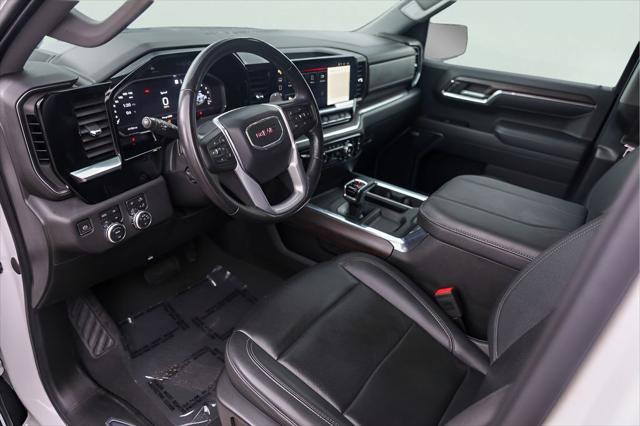2023 GMC Sierra 1500 4WD Crew Cab Short Box SLT