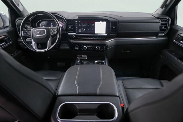 2023 GMC Sierra 1500 4WD Crew Cab Short Box SLT