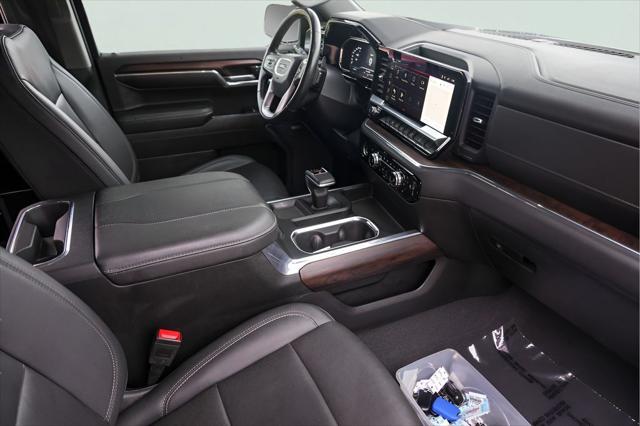 2023 GMC Sierra 1500 4WD Crew Cab Short Box SLT
