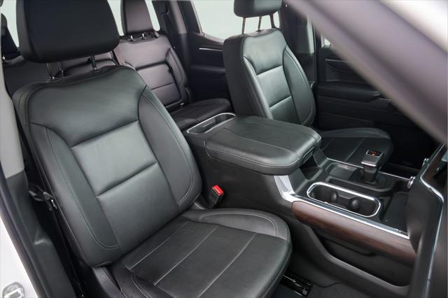 2023 GMC Sierra 1500 4WD Crew Cab Short Box SLT
