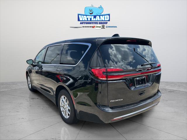 2027 Chrysler Pacifica PACIFICA SELECT