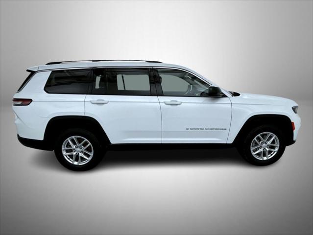 2023 Jeep Grand Cherokee L Laredo 4x4