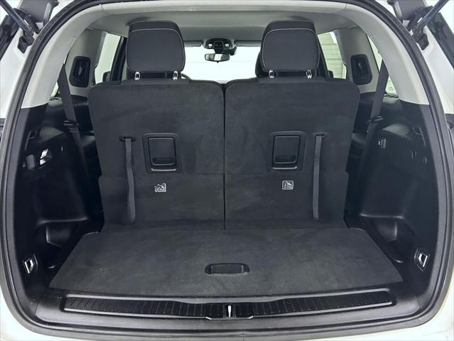 2023 Jeep Grand Cherokee L Laredo 4x4
