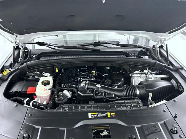 2023 Jeep Grand Cherokee L Laredo 4x4