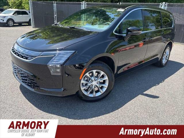 2027 Chrysler Pacifica PACIFICA SELECT AWD