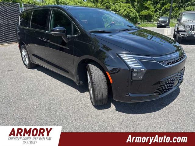 2027 Chrysler Pacifica PACIFICA SELECT AWD