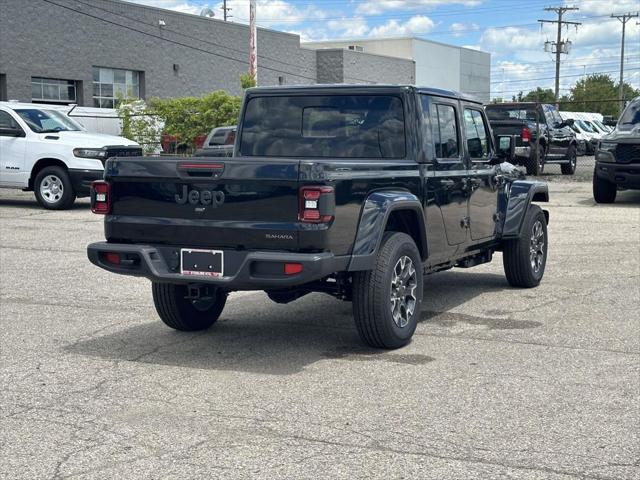 2026 Jeep Gladiator GLADIATOR SAHARA 4X4