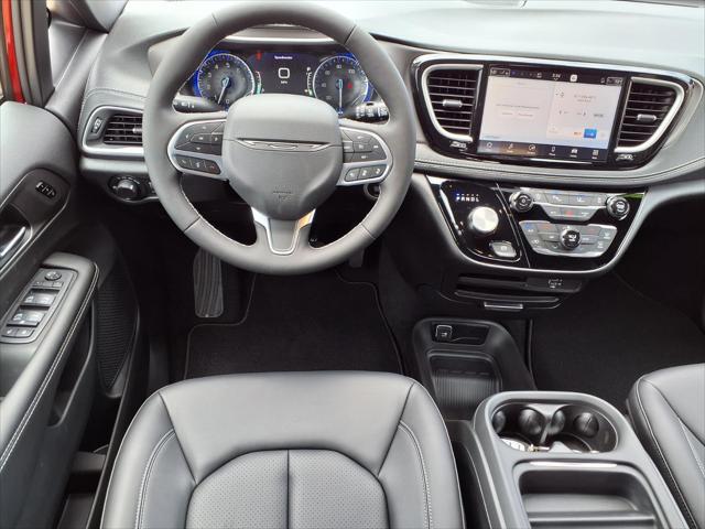 2027 Chrysler Pacifica PACIFICA SELECT