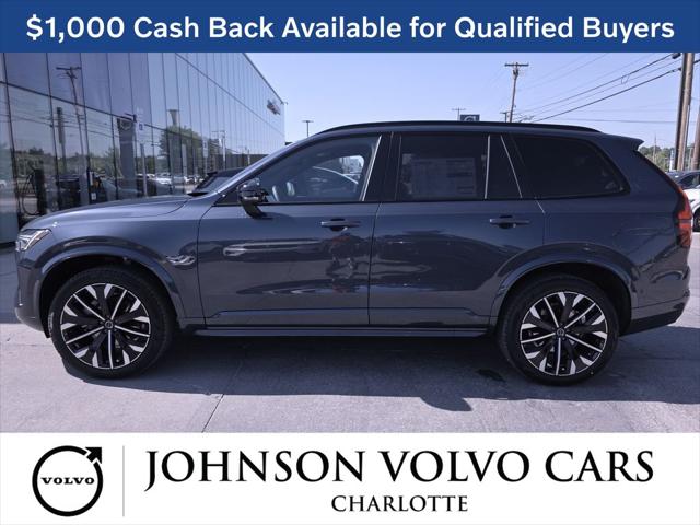2026 Volvo XC90 Ultra Dark Theme, B6 AWD Gas (mild hybrid), Gasoline, 6 Seats