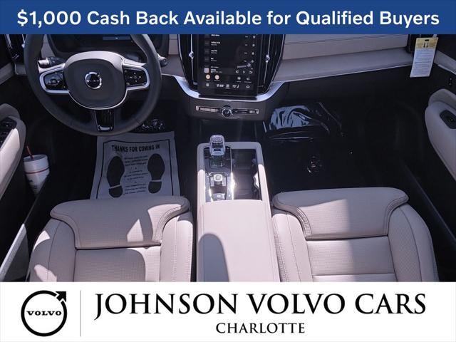 2026 Volvo XC90 Ultra Dark Theme, B6 AWD Gas (mild hybrid), Gasoline, 6 Seats