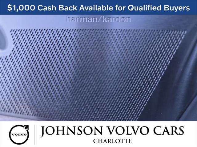 2026 Volvo XC90 Ultra Dark Theme, B6 AWD Gas (mild hybrid), Gasoline, 6 Seats