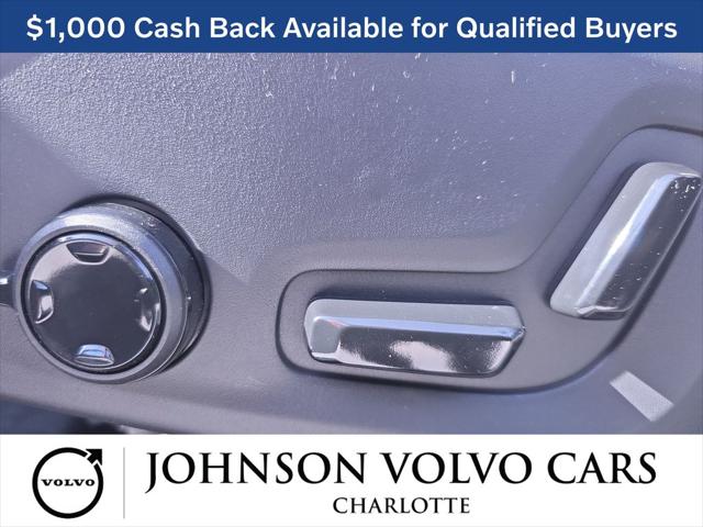 2026 Volvo XC90 Ultra Dark Theme, B6 AWD Gas (mild hybrid), Gasoline, 6 Seats