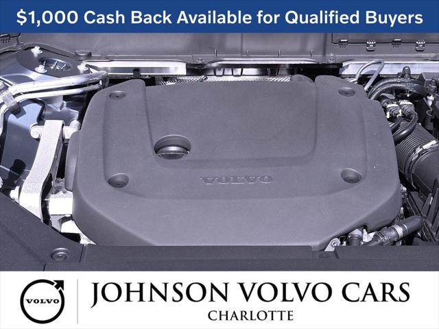 2026 Volvo XC90 Ultra Dark Theme, B6 AWD Gas (mild hybrid), Gasoline, 6 Seats