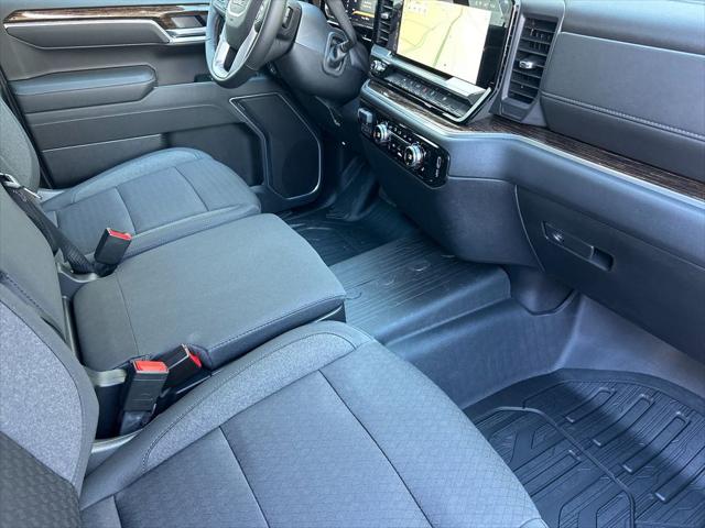 2026 GMC Sierra 1500 Double Cab, Standard Bed, Elevation, 4WD