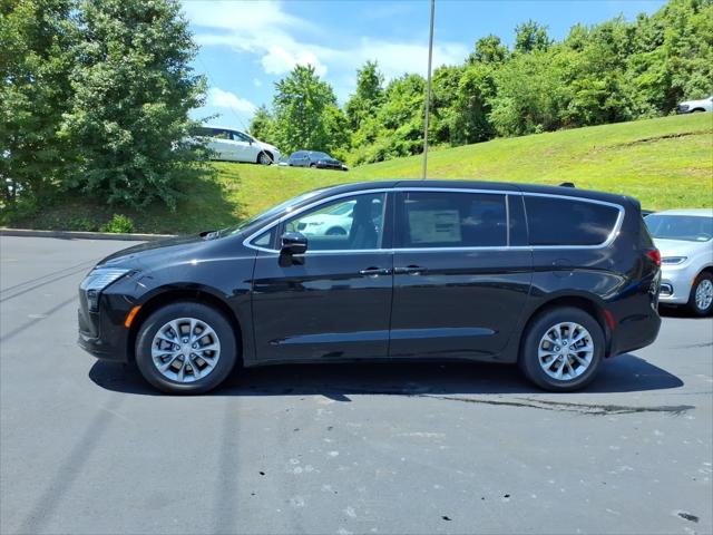 2027 Chrysler Pacifica PACIFICA SELECT AWD 2027 Chrysler Pacifica PACIFICA SELECT AWD