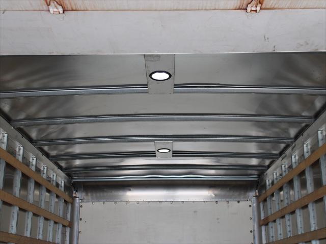 2021 Isuzu NRR Unknown