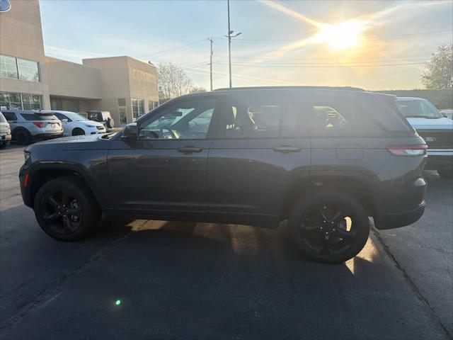2025 Jeep Grand Cherokee Altitude X 4x4