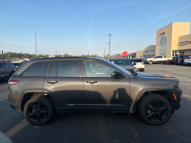 2025 Jeep Grand Cherokee Altitude X 4x4