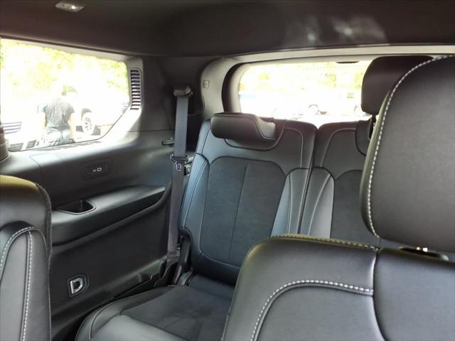 2025 Jeep Grand Cherokee L Altitude X 4x4