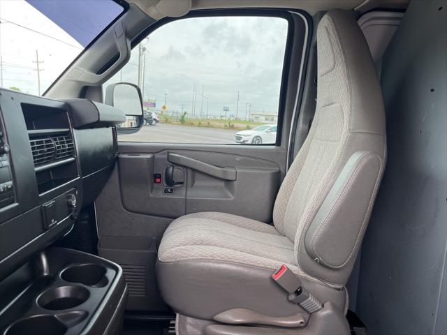 2017 Chevrolet Express Work Van