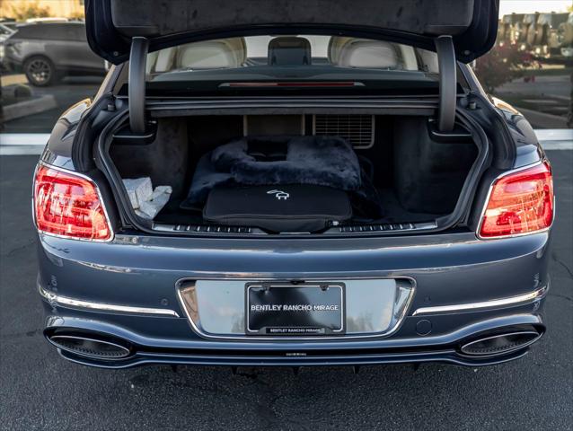 2026 Bentley Flying Spur Mulliner