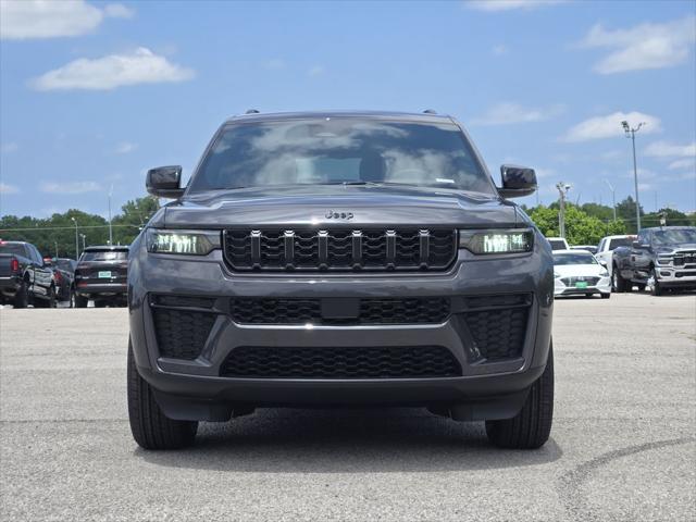 2026 Jeep Grand Cherokee L GRAND CHEROKEE L LAREDO ALTITUDE 4X4