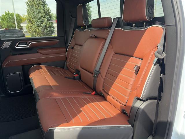 2026 GMC Sierra 2500HD Crew Cab, Standard Bed, Denali Ultimate, 4WD
