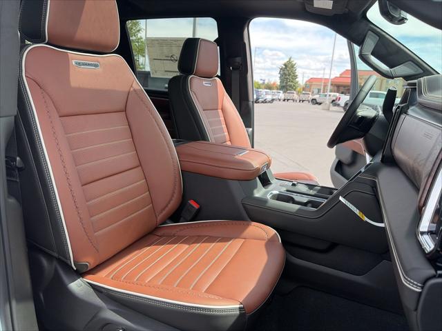 2026 GMC Sierra 2500HD Crew Cab, Standard Bed, Denali Ultimate, 4WD
