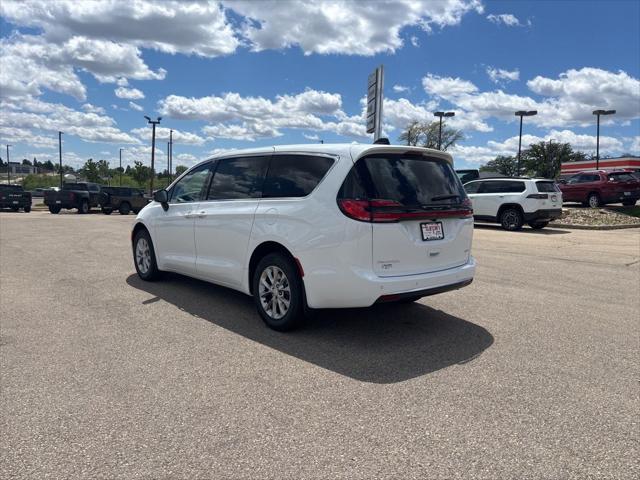 2027 Chrysler Pacifica PACIFICA SELECT AWD 2027 Chrysler Pacifica PACIFICA SELECT AWD